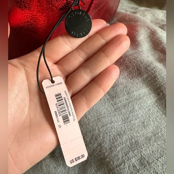 NWT - VICTORIA’S SECRET Travel Makeup Bag - Picture 3 of 5